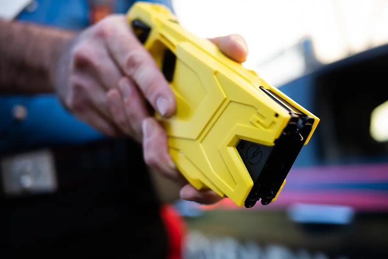 La Lega mette subito &ldquo;alla prova&rdquo; Renoldi: &laquo;Il ministero dia i taser agli agenti penitenziari&raquo;