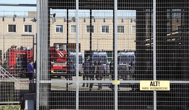 Macelleria messicana nel carcere di Modena