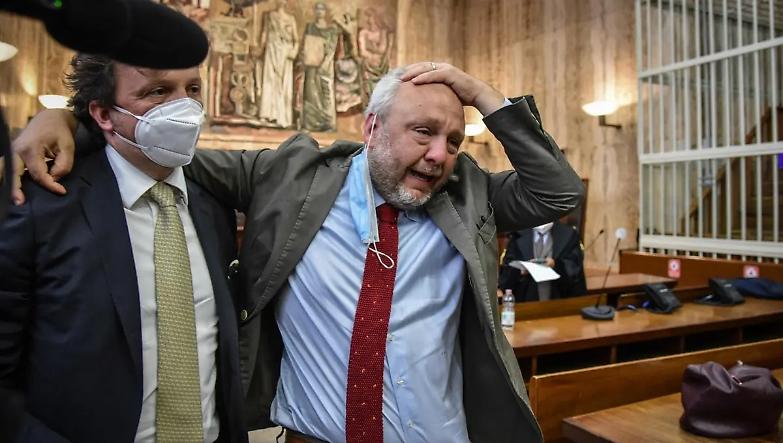 Annullata l'assoluzione all'ex sindaco di Lodi Simone Uggetti