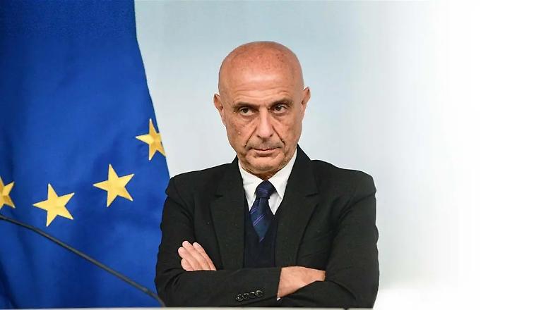 Minniti: &laquo;Fallito l&rsquo;azzardo russo ora il rischio &egrave; il nucleare, Kiev subito nell'Ue&raquo;