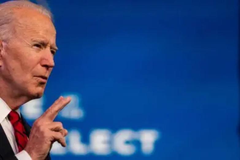 Guerra Ucraina, Biden blocca le importazioni di petrolio dalla Russia