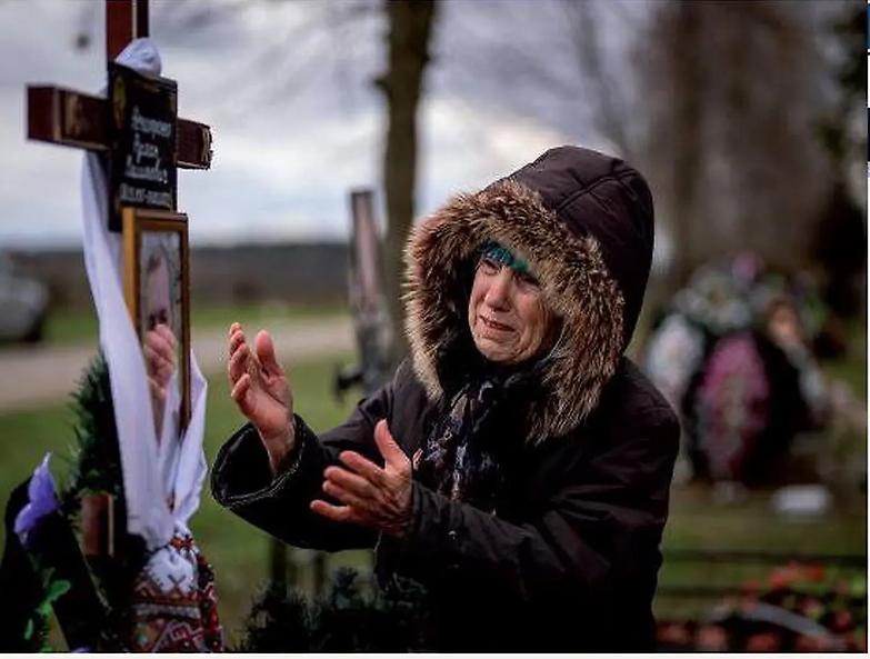 I russi catturano due britannici: &laquo;Li scambiamo con Medvedchuk&raquo;