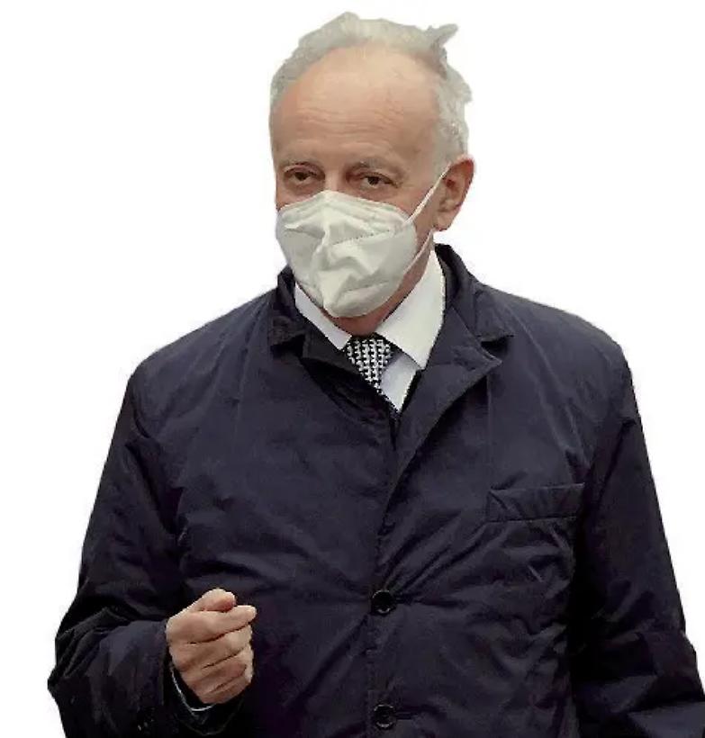 Davigo a processo: &laquo;Io, innocente&raquo; Ma il giudice lo &ldquo;riprende&rdquo;: &laquo;Si comporti da imputato...&raquo;