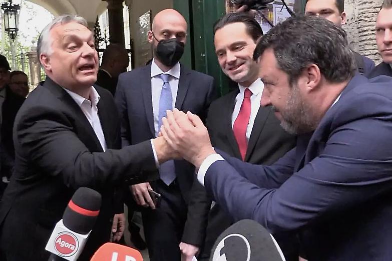 Tra Orban e Salvini l'intesa &egrave; "totale". Ma non ditelo a Giorgia Meloni