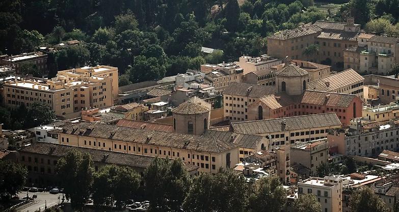 In merito al diritto e dovere al lavoro secondo l&rsquo;articolo 4 della Costituzione