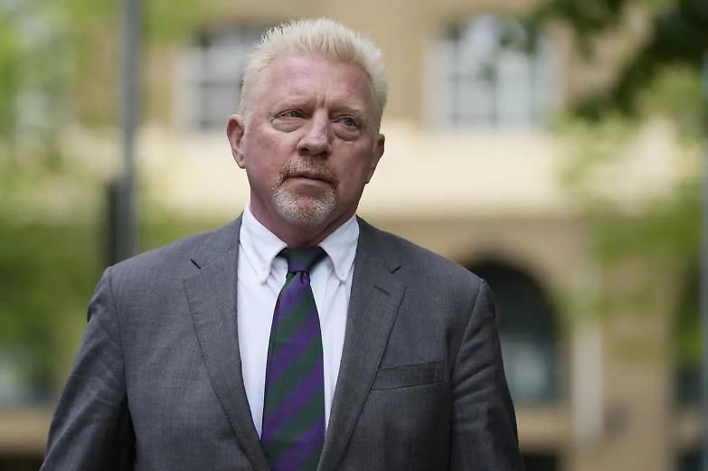 Londra, l'ex tennista Boris Becker condannato a due anni e mezzo