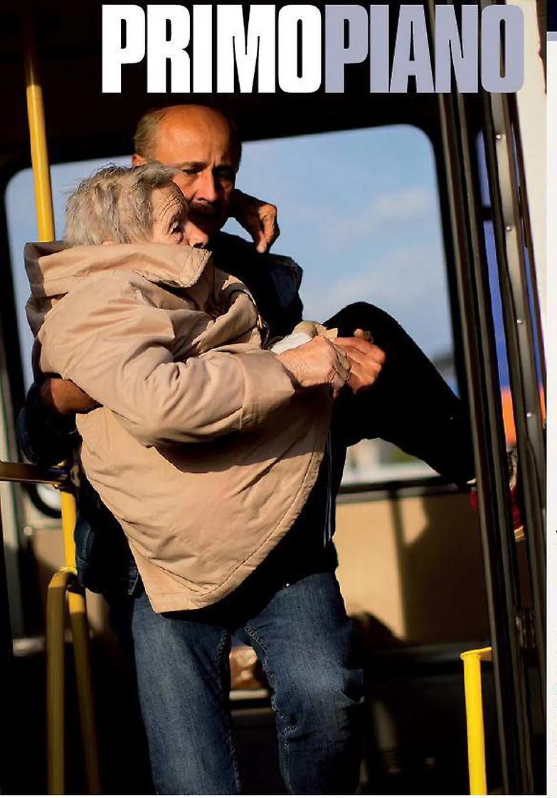 Mariupol, tornano i bombardamenti dell&rsquo;armata russa Spariti 11 autobus di civili evacuati