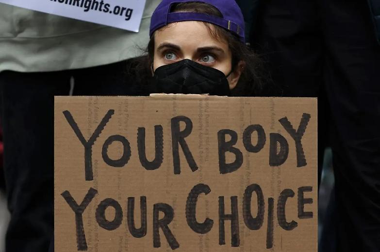 Aborto, quando la libera scelta prevale sullo Stato