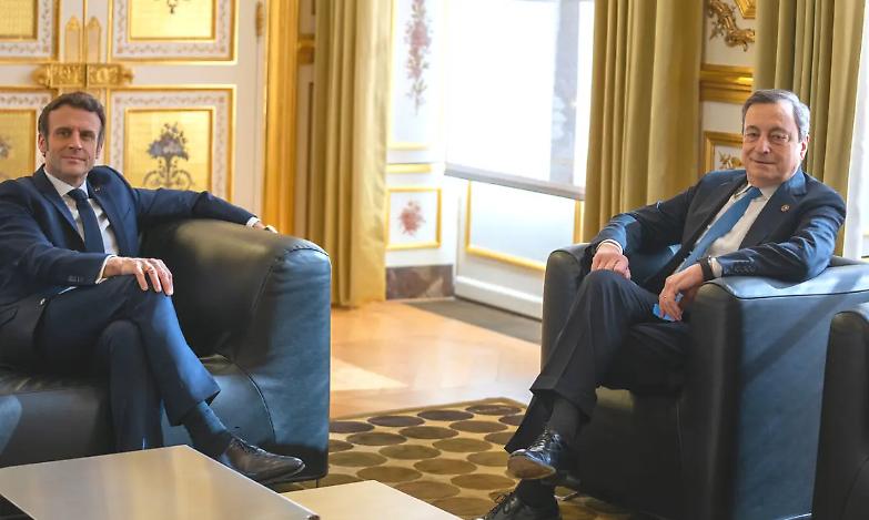 Cos&igrave; SuperMario e Macron liquidano Maastricht e fanno la nuova Ue