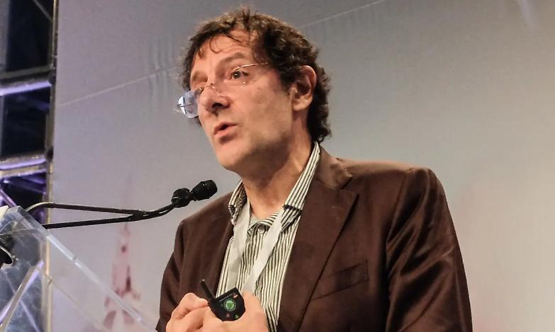 &laquo;Affidiamoci al gas Usa, ma poi bisogna puntare sull&rsquo;energia rinnovabile&raquo;