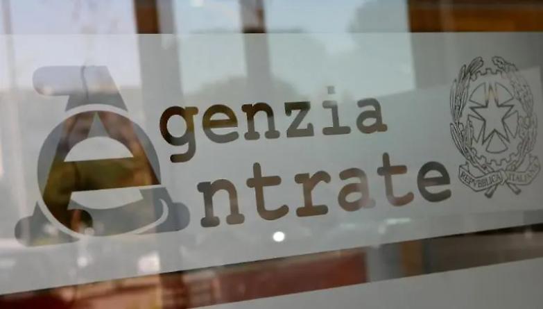 Quell'assurda via crucis di chi vuole pagare un debito con l'Agenzia delle entrate