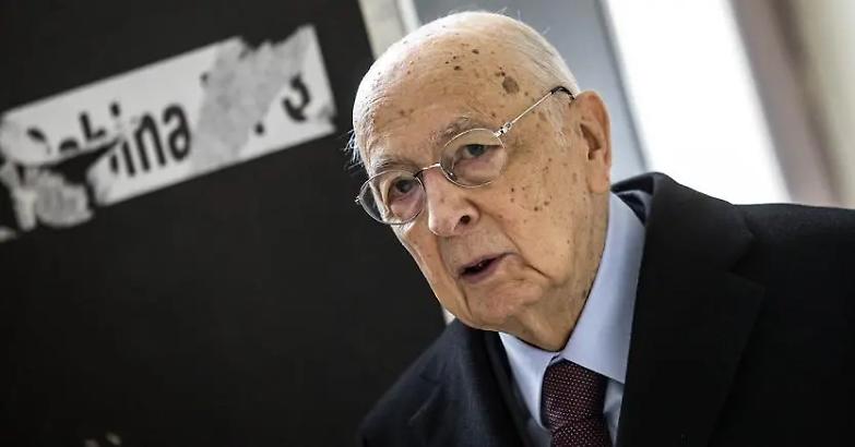 Napolitano operato allo Spallanzani. Intervento riuscito, ma prognosi riservata