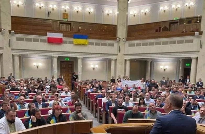 Duda agli ucraini: &laquo;Solo voi potete decidere del vostro futuro&raquo;