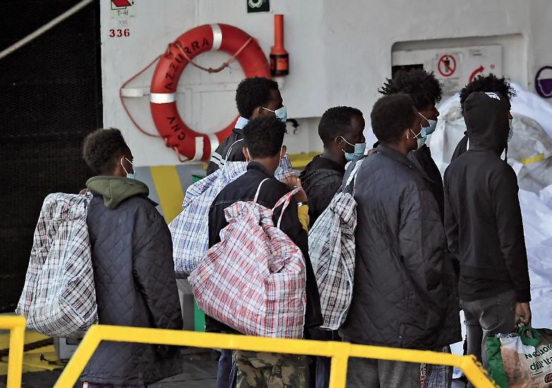 &laquo;L&rsquo;emergenza sanitaria &egrave; finita e le navi quarantena sono ancora l&igrave;&raquo;