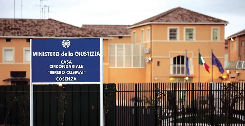 &laquo;Mi hanno fatto vedere mia madre nella bara In videochiamata...&raquo;