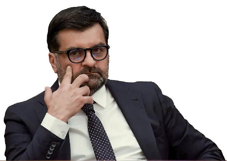 Chat con Palamara, una scia infinita: nomine in Cassazione stoppate al Csm