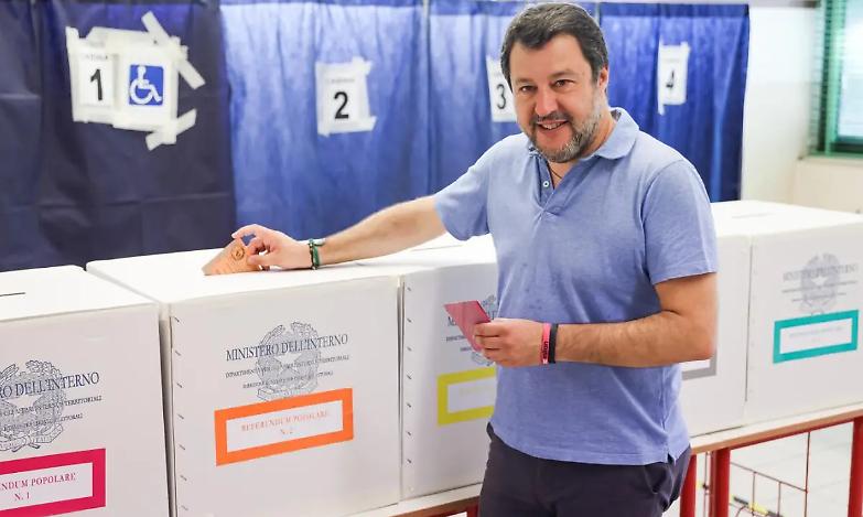 La grande sconfitta di Salvini, il garantista con la forca in mano