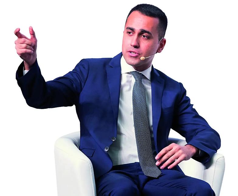 Di Maio e Conte, botte da orbi &laquo;Sconfitta inaudita&raquo; &laquo;&Egrave; nervoso per il doppio mandato&raquo;