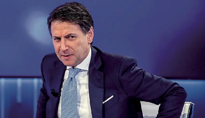 Tentazione Draghi: mollare Conte e governare con Di Maio