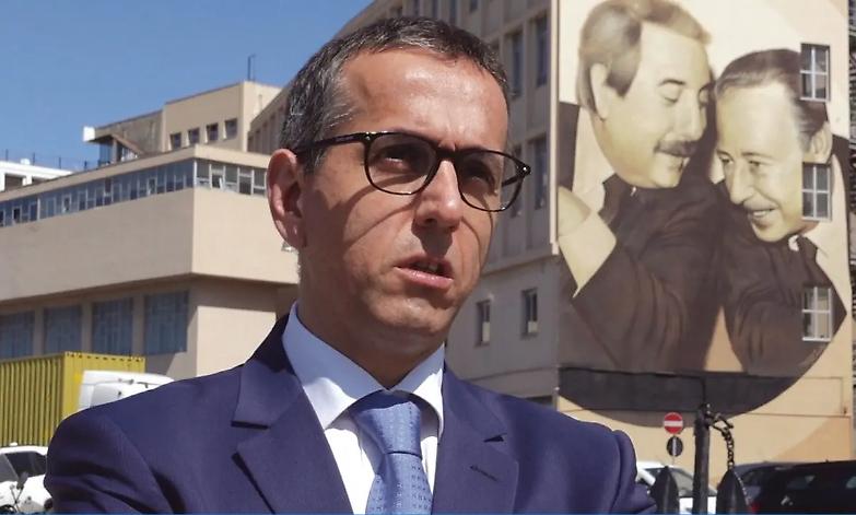 &laquo;Diventare avvocato torni a essere una scelta, non un rifugio&raquo;