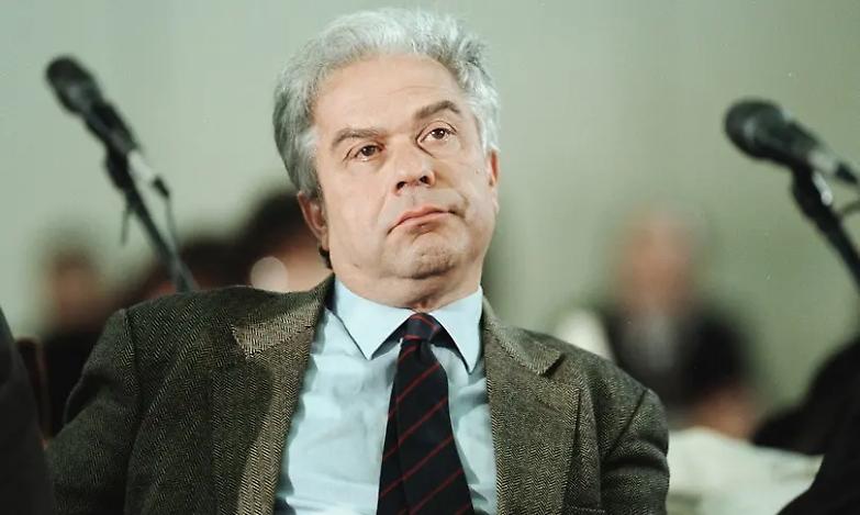 La Francia nega l&rsquo;estradizione degli ex brigatisti italiani per motivi umanitari