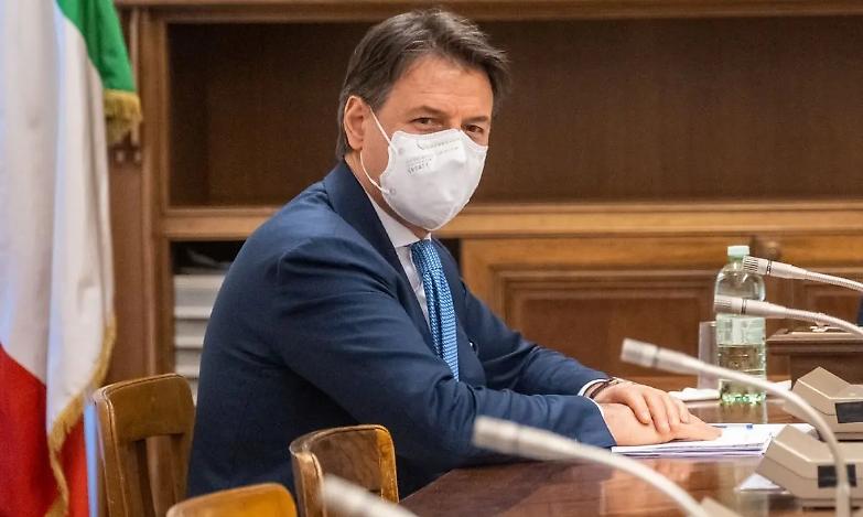 &laquo;Draghi ha chiesto a Grillo la testa di Conte&raquo; L&rsquo;avvocato (furioso) sale al Quirinale