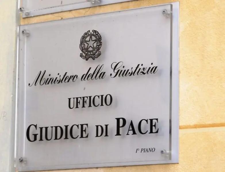 A Sant'Anastasia il giudice di pace c&rsquo;&egrave; solo sulla carta