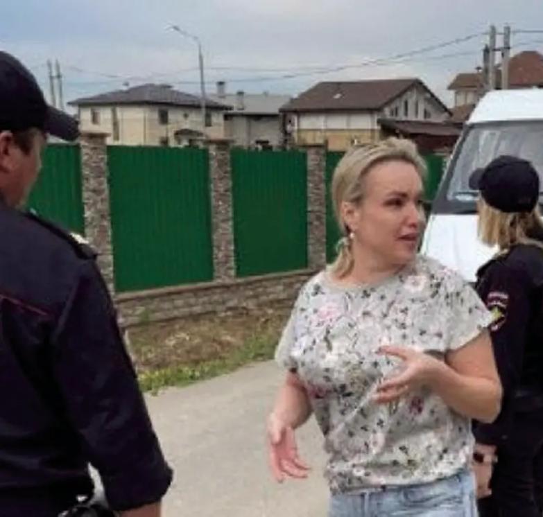 La polizia russa non molla Marina: &laquo;Fermo cautelare e non finisce qui...&raquo;