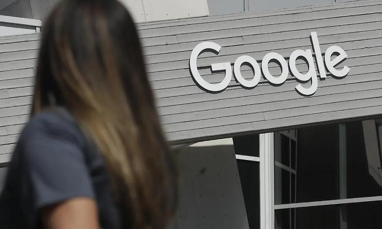 Mosca, multa record a Google per le "fake news" sulla guerra