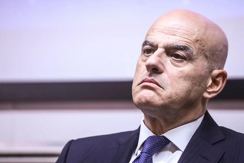 Eni-Nigeria, la procura generale rinuncia all'appello. Renzi: &laquo;Vittoria della giustizia contro il giustizialismo&raquo;