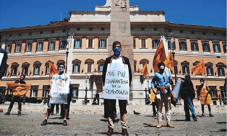 Liberare la politica e rendere pi&ugrave; attraente la democrazia