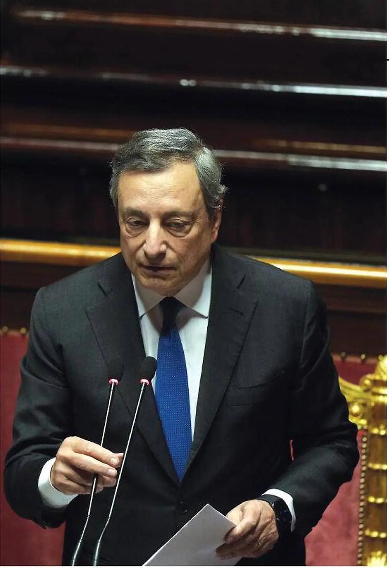 5Stelle, Fi e Lega chiudono l&rsquo;era Draghi Si vota a ottobre?