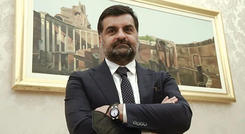 Lo strano caso della talpa a Perugia che colpisce solo Luca Palamara