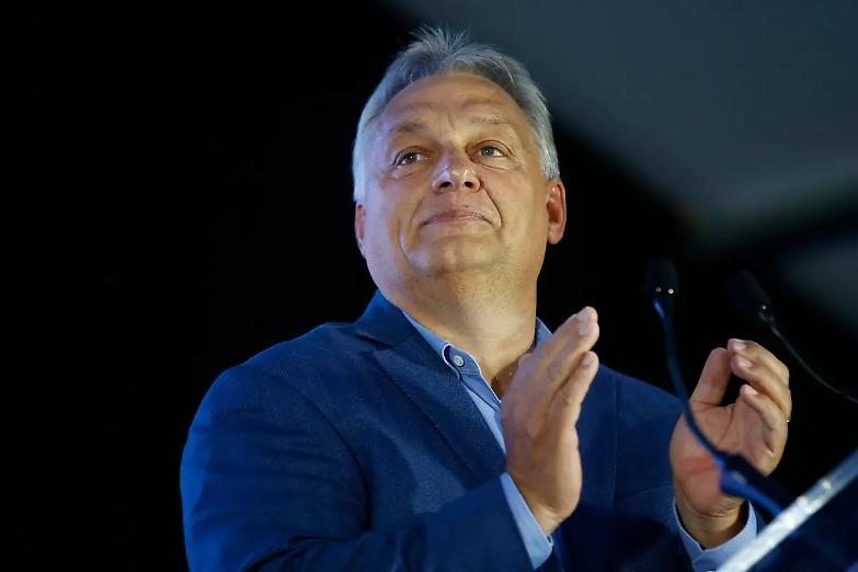 Orban choc: &laquo;Gli ungheresi non vogliono mescolarsi con altre razze&raquo;