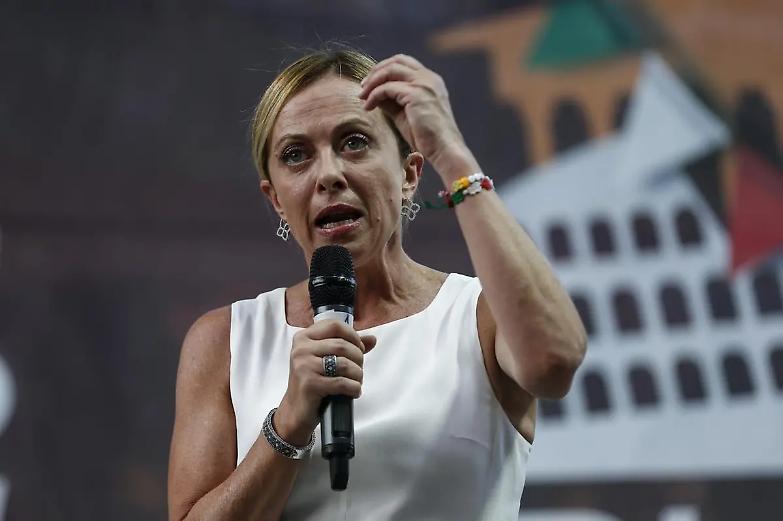 La pregiudiziale &ldquo;antifascista&rdquo;, vi prego, no!