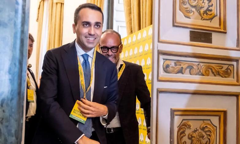 Di Maio presenta "Impegno Civico": &laquo;Lontano gli estremisti e chi dice sempre no&raquo;