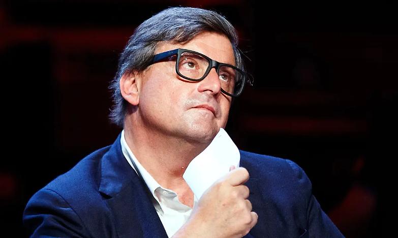 Botte da orbi nell'arena twitter: e Calenda lascia tutti in bilico