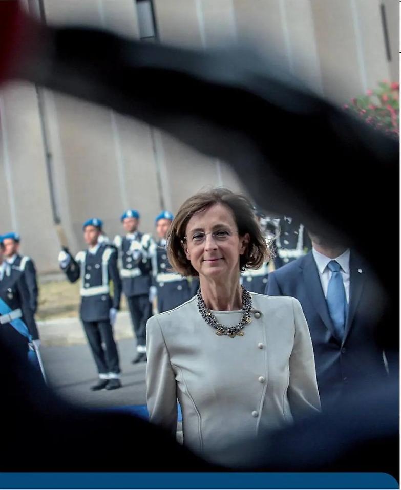 Conte butta il Movimento a sinistra e dice addio all&rsquo;equidistanza