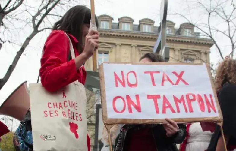 Assorbenti gratis per legge: la Scozia &egrave; il primo paese al mondo