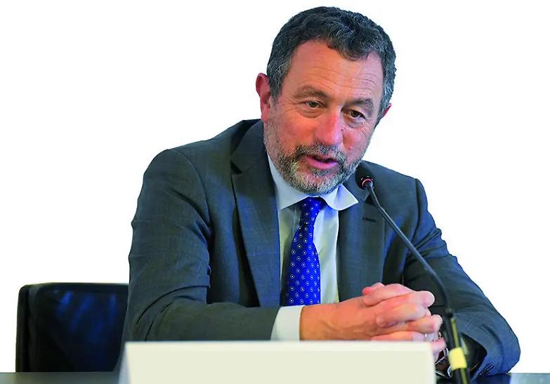 &laquo;Carriere separate e inappellabilit&agrave;, fa rumore il silenzio democrat&raquo;