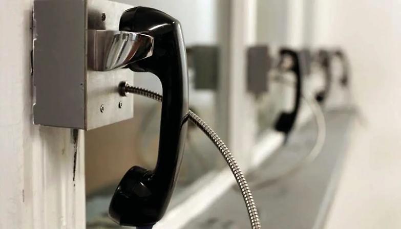 &laquo;Telefonate libere per i detenuti&raquo;, la risposta dell&rsquo;associazione Antigone all&rsquo;ecatombe dei suicidi in cella