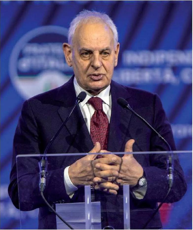 Meloni e la nuova destra che ospita i liberali ex Fi senza rinnegare il Msi