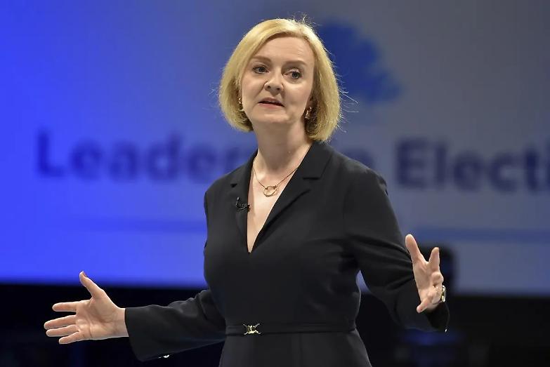 Altro che Meloni, il vento sovranista soffia forte da Oltremanica