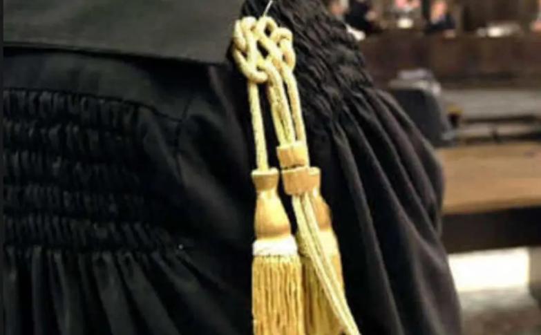 Ora Mosca detta legge per &laquo;assimilare&raquo; gli avvocati ucraini