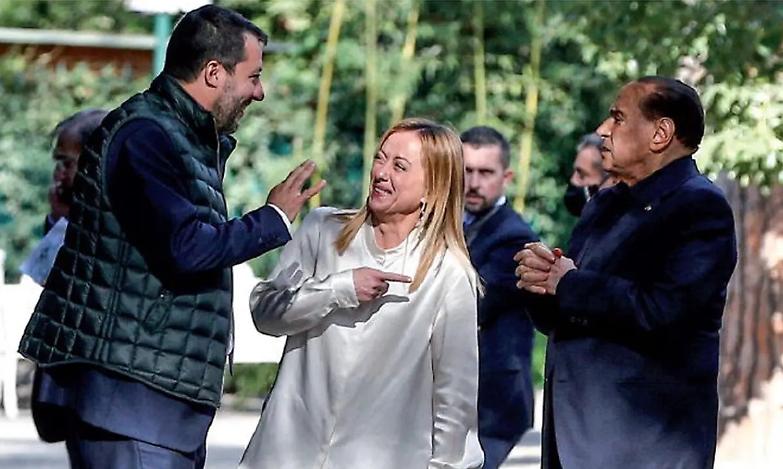 Salvini e Meloni osservano il testa a testa tra Forza Italia e la lista Azione-Italia viva