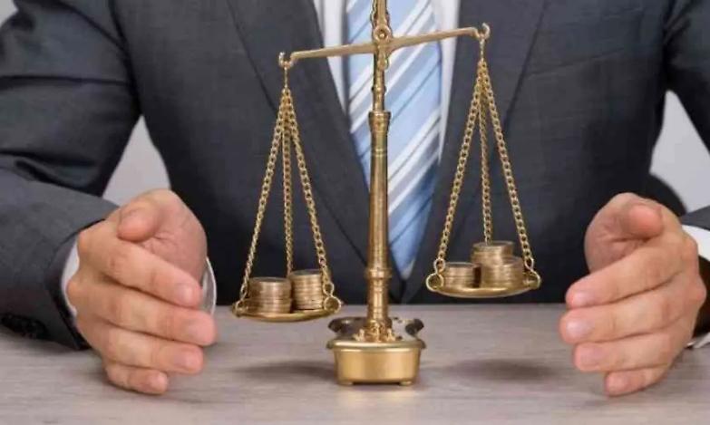 Equo compenso da rafforzare, serve un argine al dumping professionale