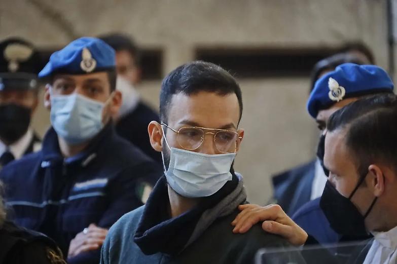 &laquo;Benno Neumair &egrave; malato e va trattato come tale&raquo;