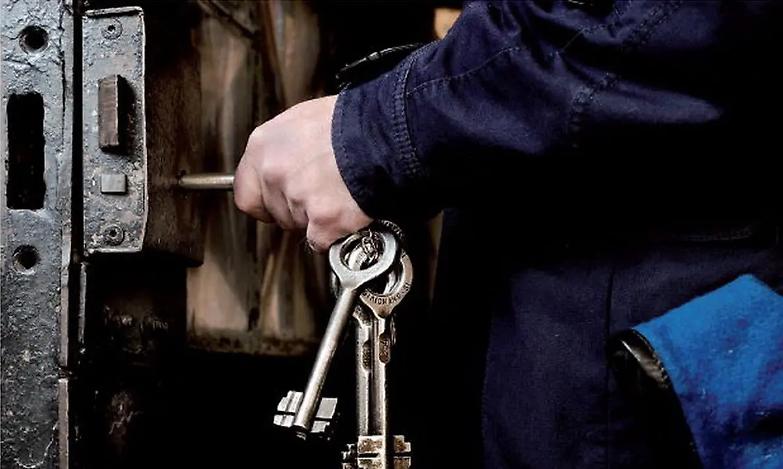 Permessi vietati anche all&rsquo;interno della prigione