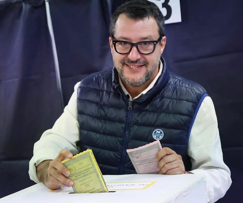 Salvini rompe (di nuovo) il silenzio: &laquo;Non vedo l'ora di governare&raquo;