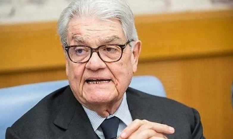 La bocciatura di Mannino: &laquo;Salvini e Berlusconi sono due figurine...&raquo;